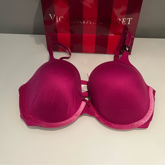 Victoria Secret Bra - Picture 6 of 15
